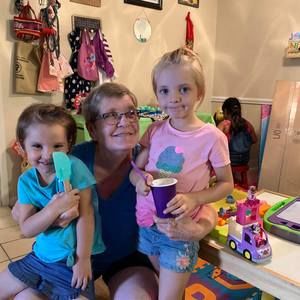 Meet your Posher, Anna